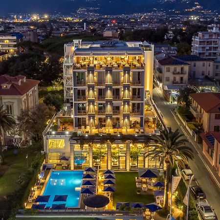 Hotel Excelsior Marina di Massa Luaran gambar