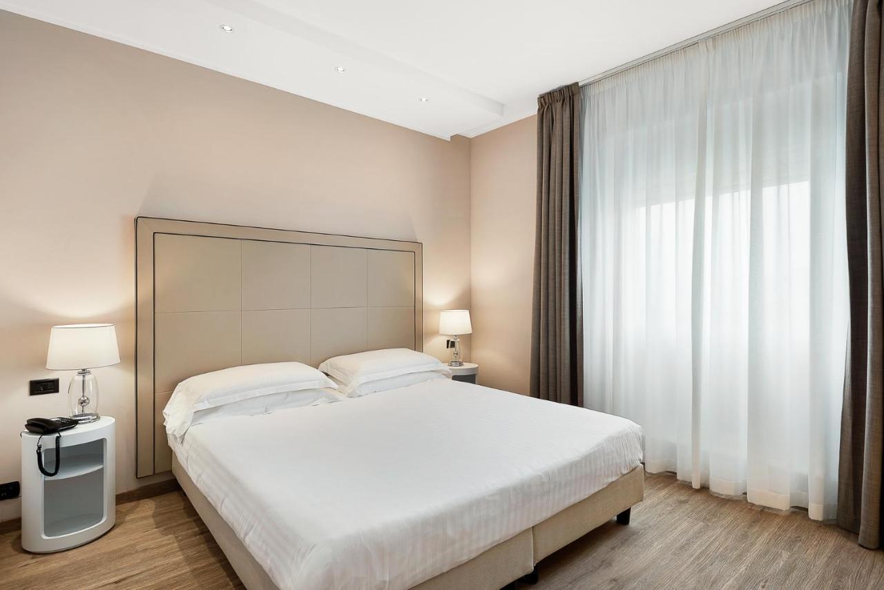 Hotel Excelsior Marina di Massa Luaran gambar