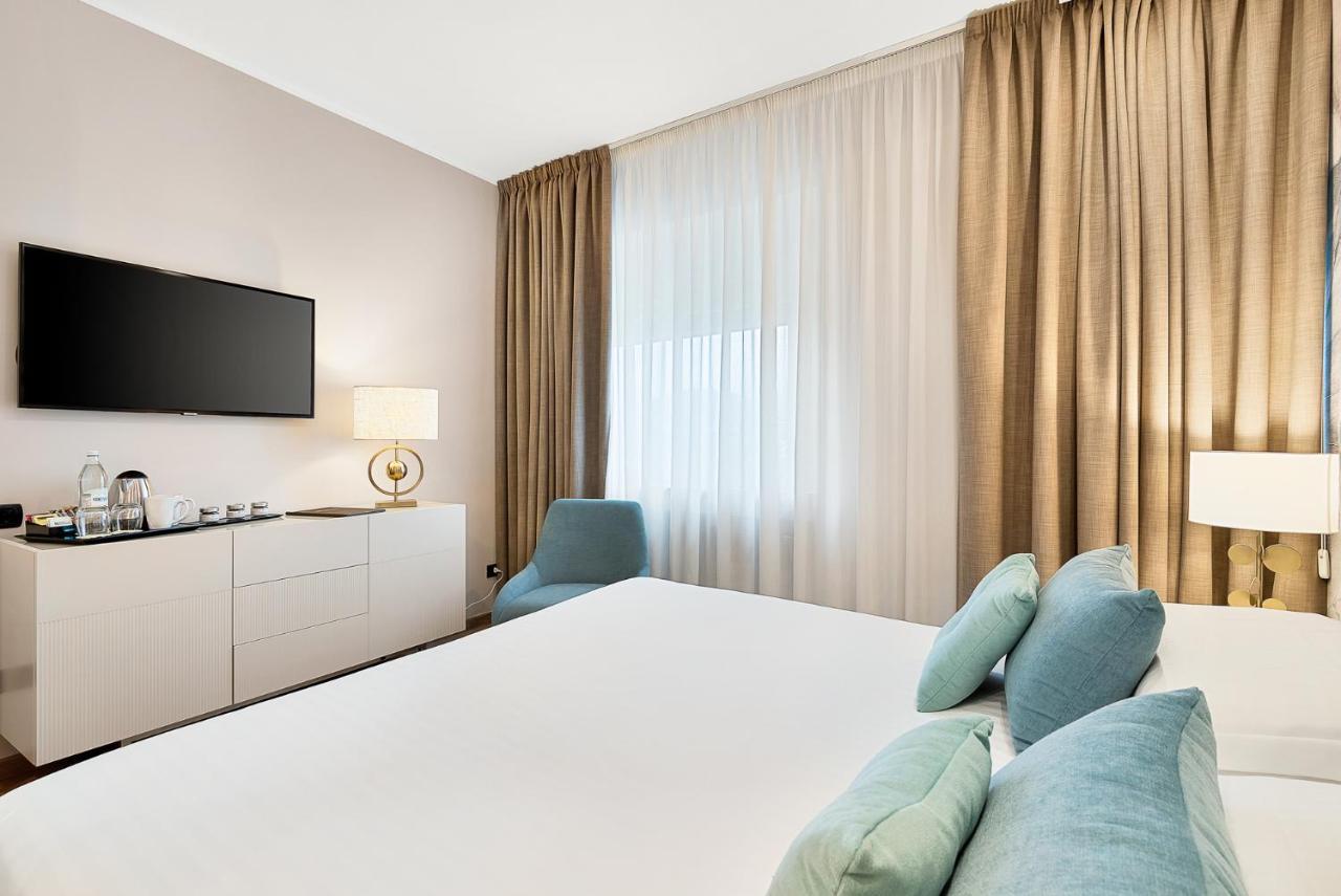 Hotel Excelsior Marina di Massa Luaran gambar