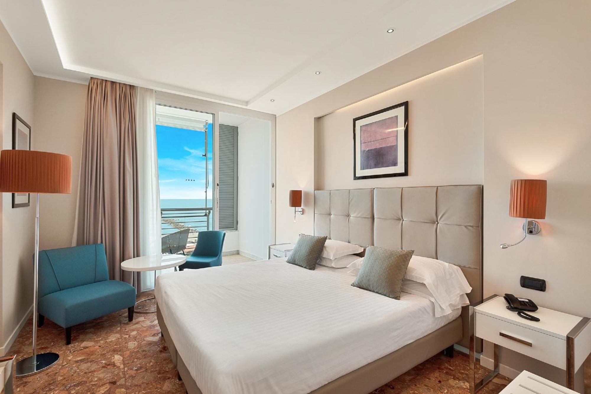 Hotel Excelsior Marina di Massa Luaran gambar