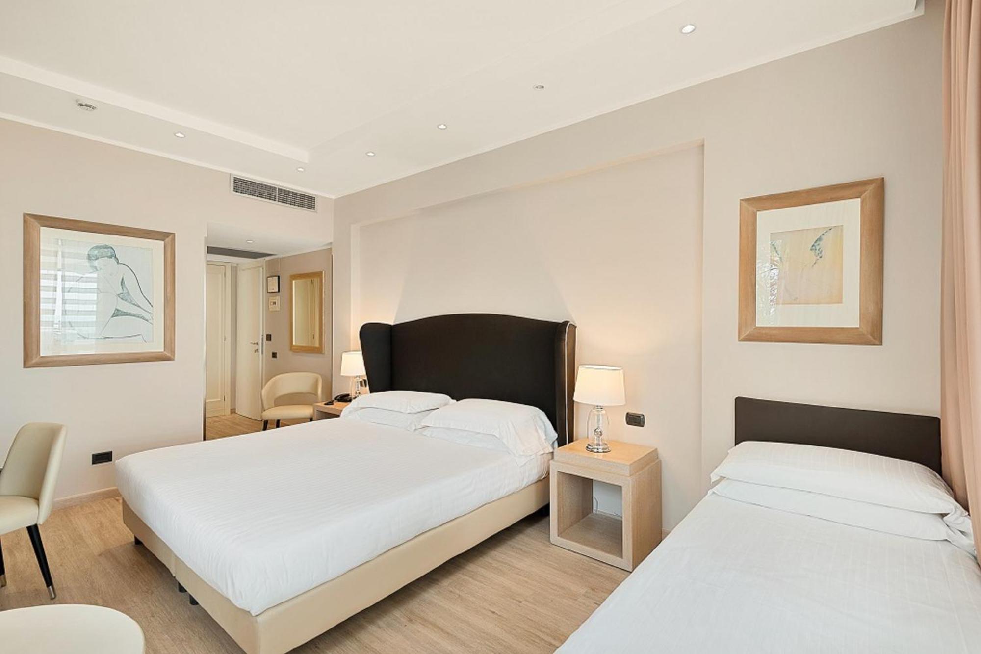 Hotel Excelsior Marina di Massa Luaran gambar