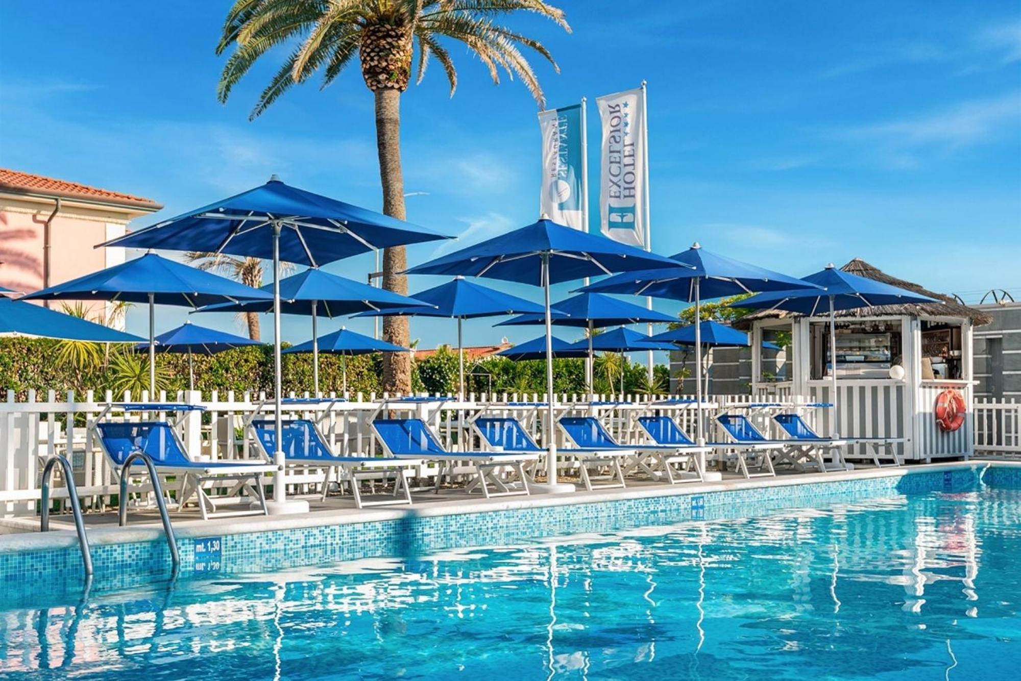 Hotel Excelsior Marina di Massa Luaran gambar