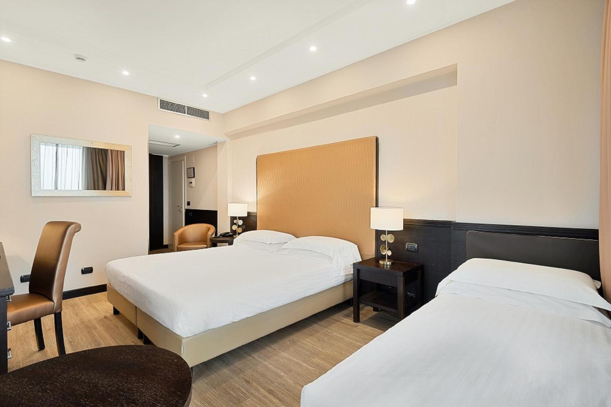 Hotel Excelsior Marina di Massa Luaran gambar