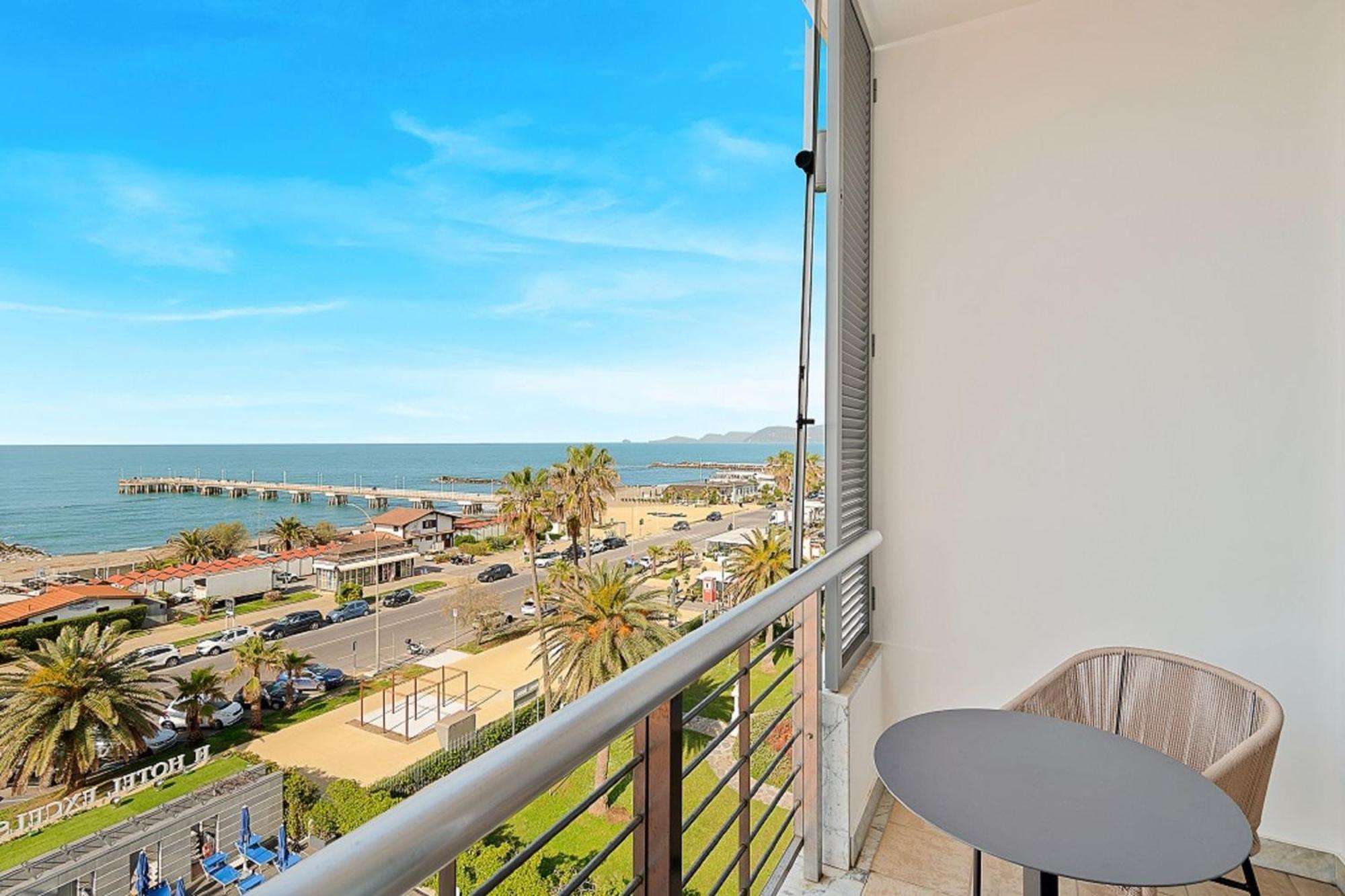 Hotel Excelsior Marina di Massa Luaran gambar